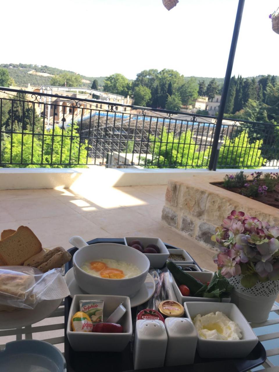 Beit Lebbos Boutique Hotel Beit ed-Dine Dış mekan fotoğraf